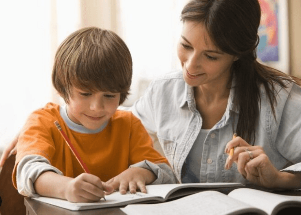 Çocuklar İçin Online İngilizce Eğitiminde Konuşma Odaklı Yaklaşım